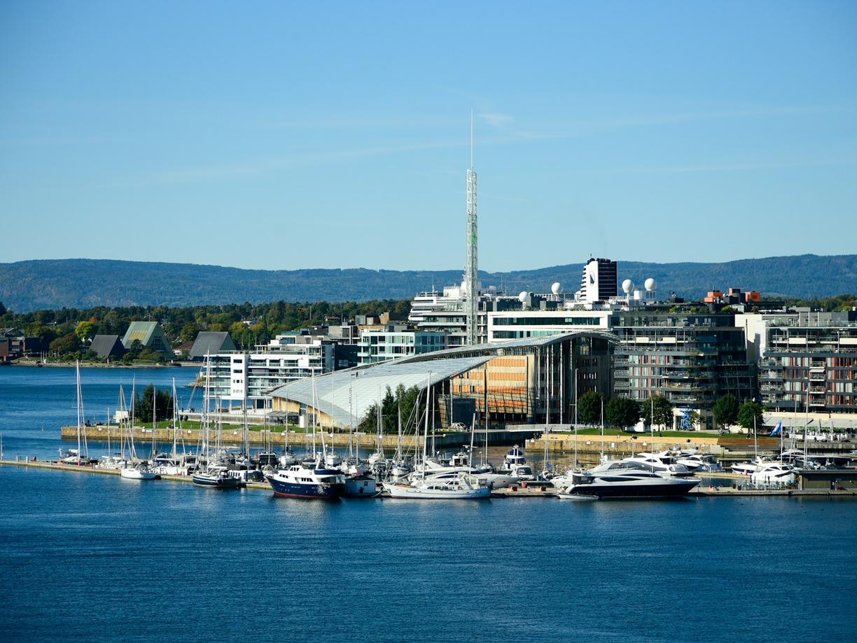 Norwegia. Karta Oslo Pass: Czy warto ją kupić? Analiza zniżek i darmowego transportu