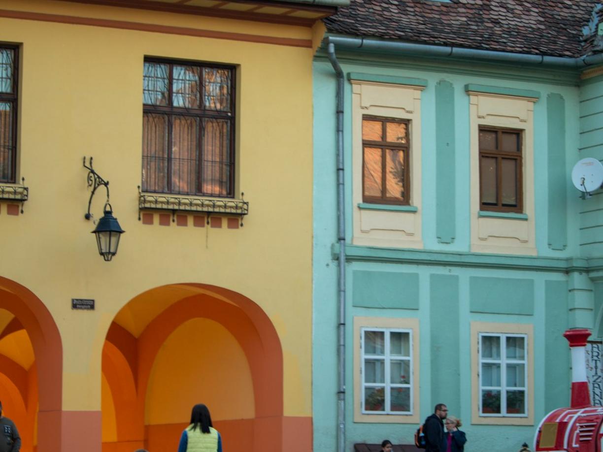 Eger z dziećmi: Atrakcje dla rodzin w historycznym mieście Węgier