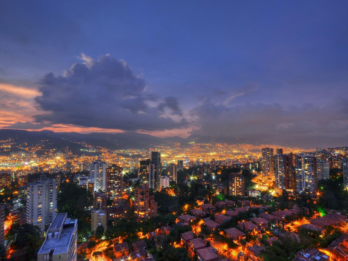 Kolumbia. City Break w Medellín: Weekend w 'mieście wiecznej wiosny' i innowacji