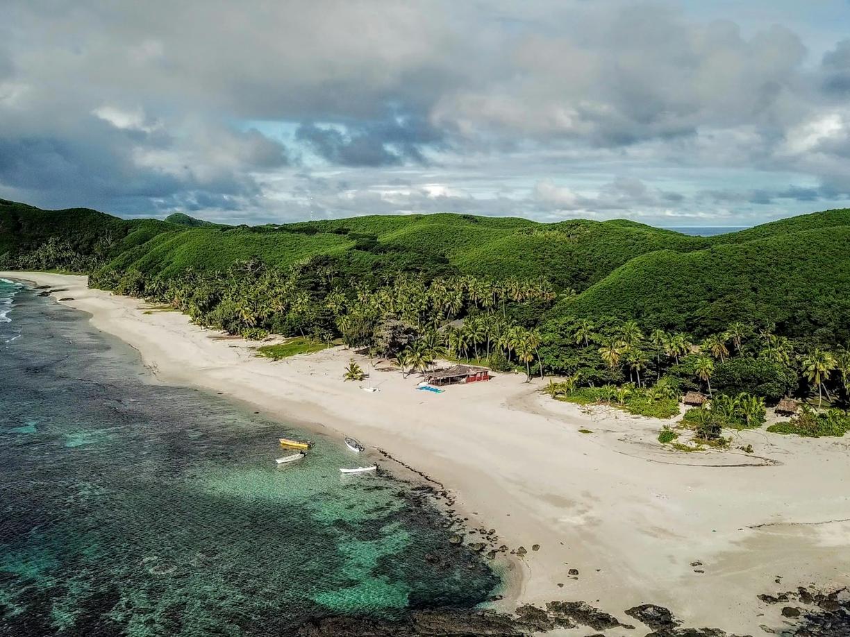 Fidżi. Najpiękniejsze plaże na wyspach Mamanuca: Gdzie kręcono film 'Cast Away'?