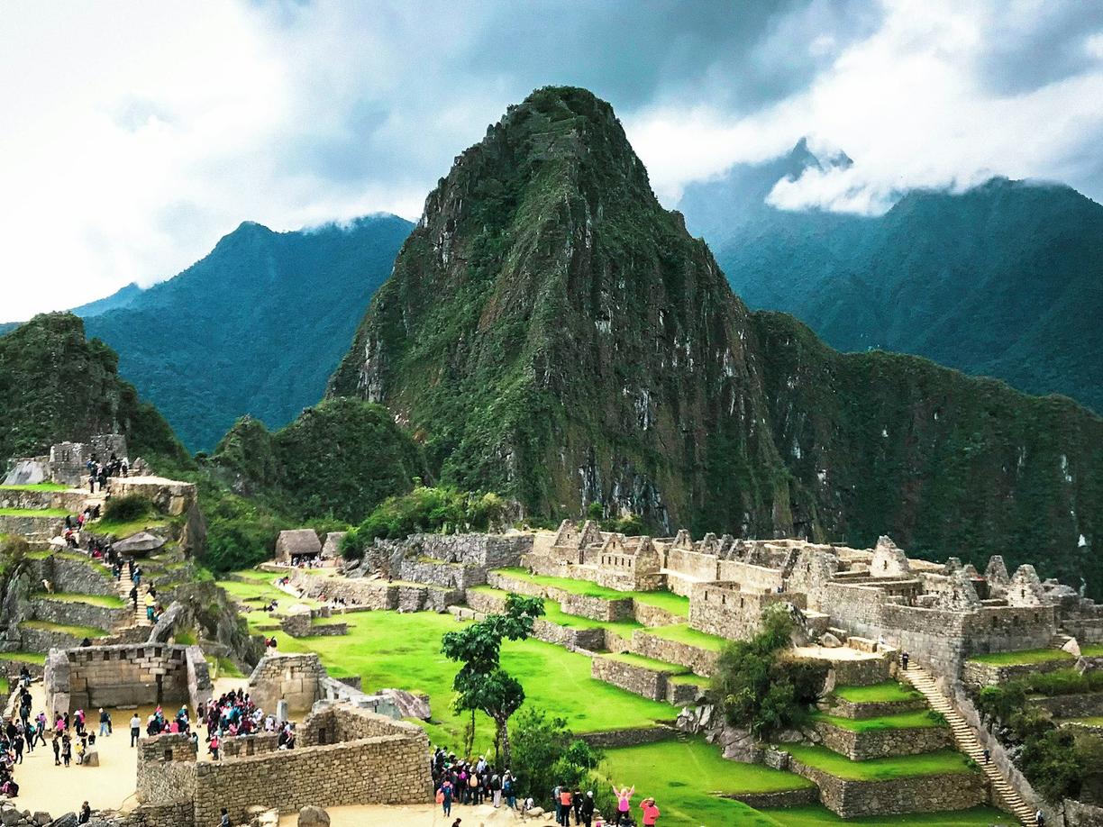 Peru. Machu Picchu bez tłumów: Najlepsze godziny i trasy, by poczuć magię Inków