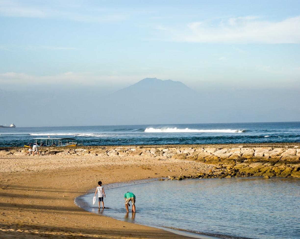 Co robić w Nusa Dua? Relaks, sporty wodne i teatr Devdan Show