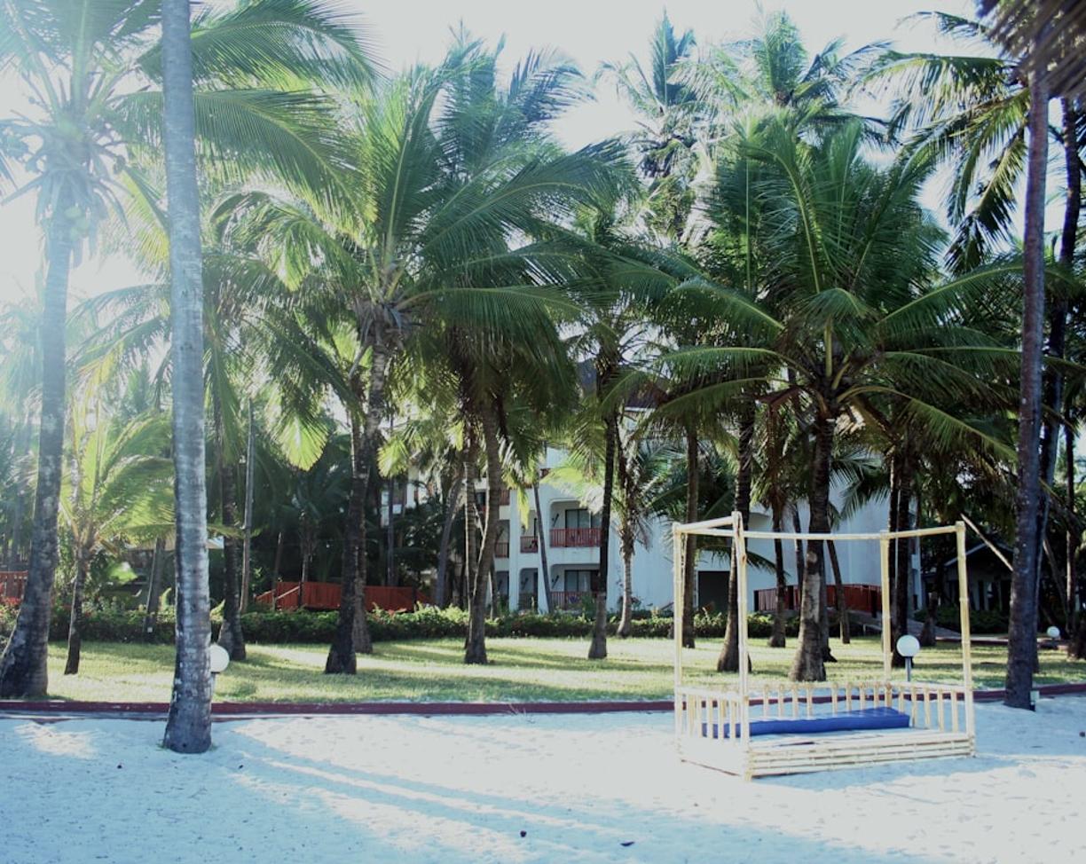 Diani Beach z dziećmi: Hotele i atrakcje dla rodzin w Kenii