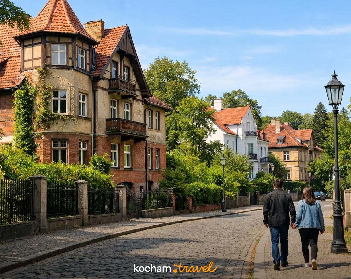 Ilustracja do tematu: Gdańsk Wrzeszcz: spacer śladami Güntera Grassa i zachowanych przedwojennych willi.