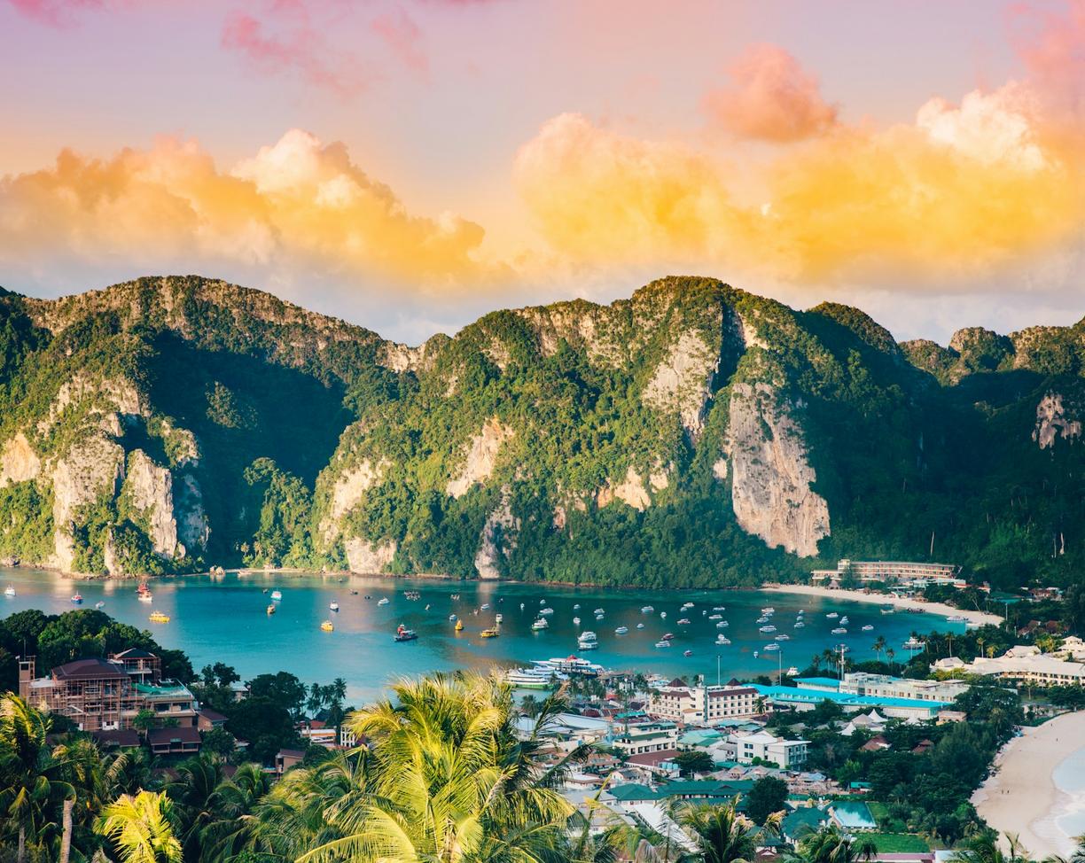 Wycieczka na wyspy Phi Phi z Phuket: Jak zorganizować i co zobaczyć?