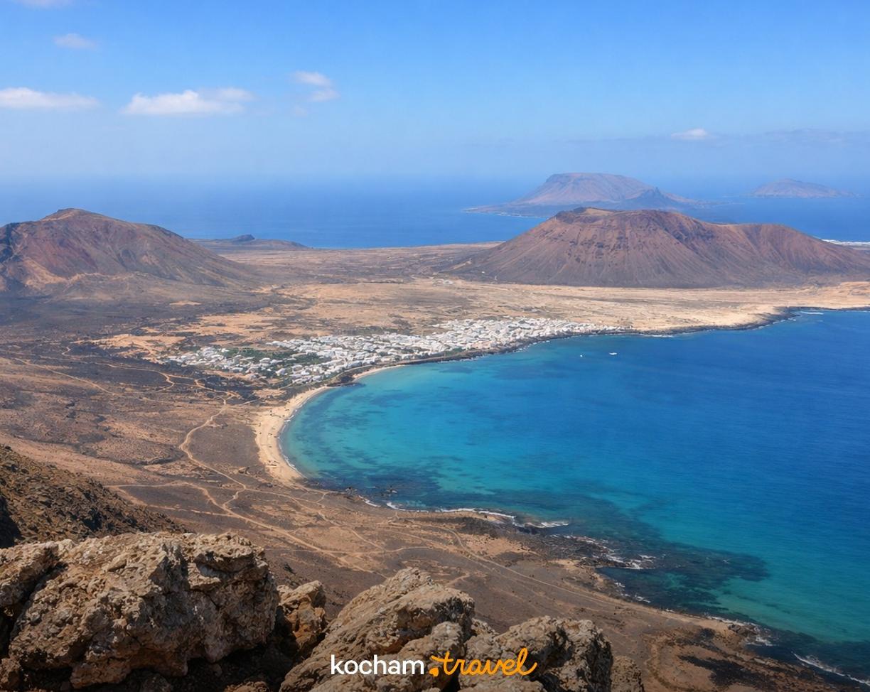 Ilustracja do tematu: Lanzarote: najlepsze punkty widokowe i zdjęcia?