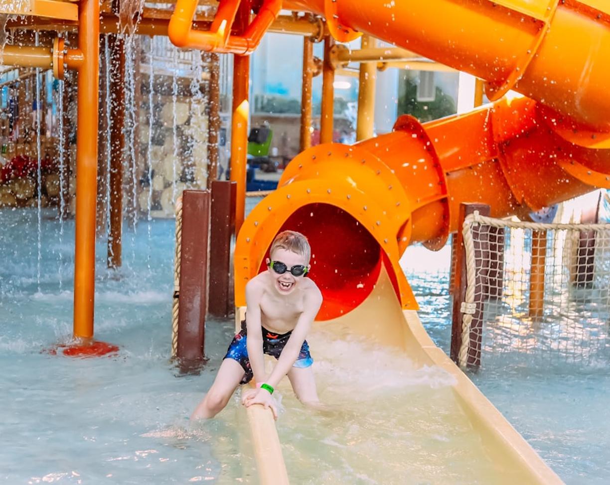 Ayia Napa z dziećmi: Park wodny WaterWorld i najlepsze plaże dla rodzin