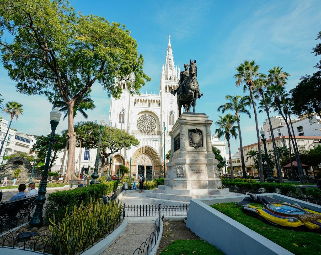 Ekwador. Gdzie odpocząć w Guayaquil? Promenada Malecón 2000 i parki miejskie
