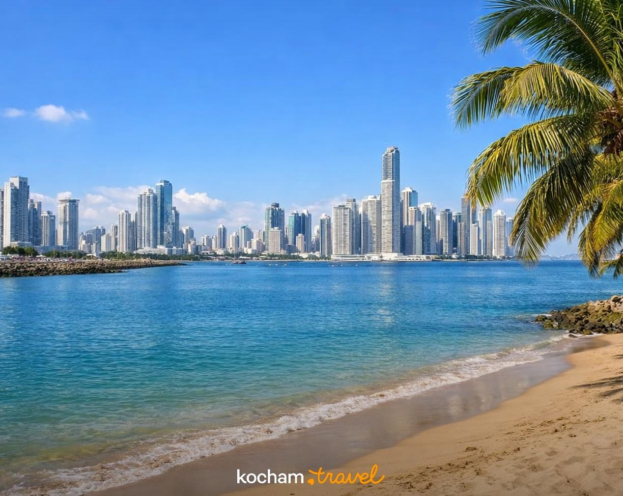 Ilustracja do tematu: Panama. Kiedy zaplanować urlop w Panama City, aby uciec przed polską zimą i uniknąć pory deszczowej