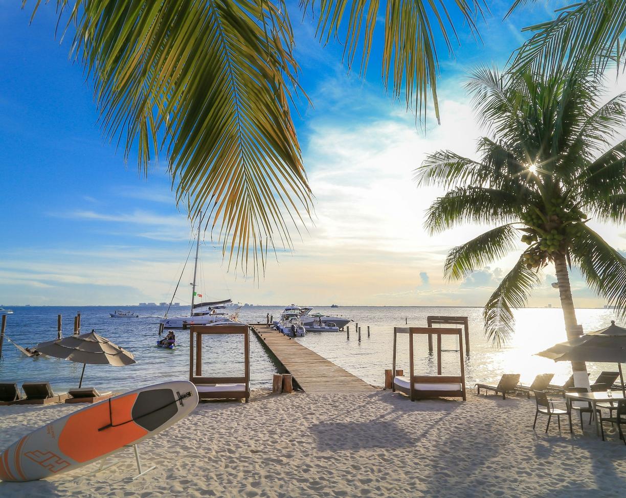 Meksyk. Co zwiedzić na Isla Mujeres? Farma żółwi, klify Punta Sur i podwodne muzeum MUSA