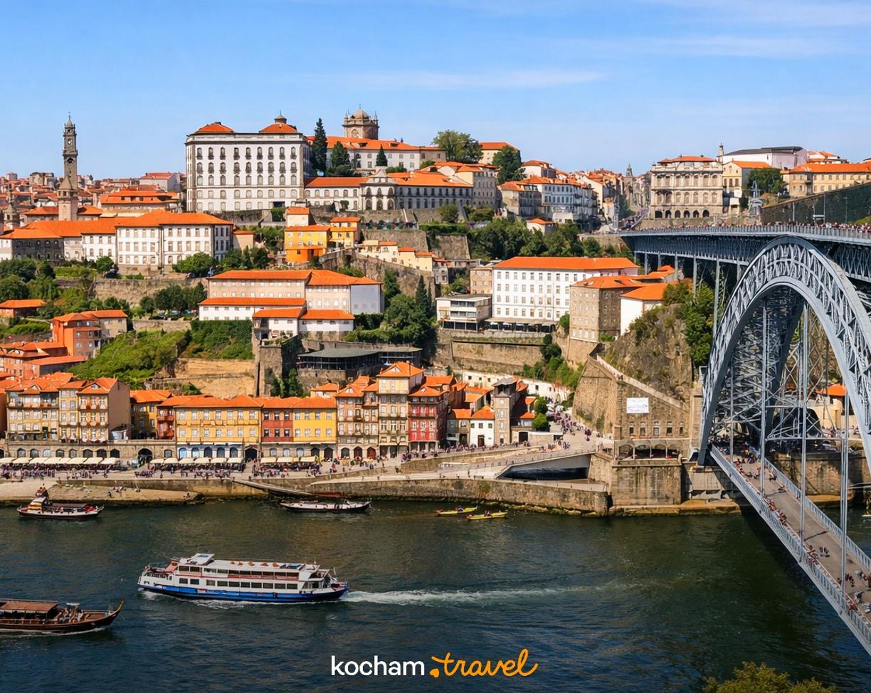 Ilustracja do tematu: City break z Krakowa: Porto - co zobaczyć za darmo? Przewodnik po bezpłatnych atrakcjach portugalskiego miasta.