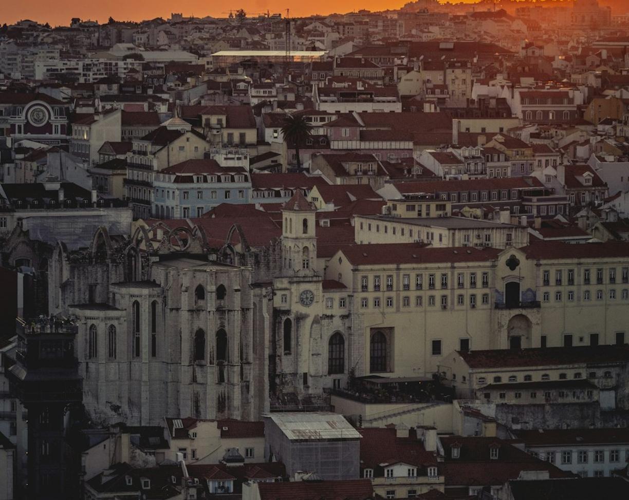 Karta Lisboa Card: Czy warto ją kupić? Analiza zniżek i darmowego transportu