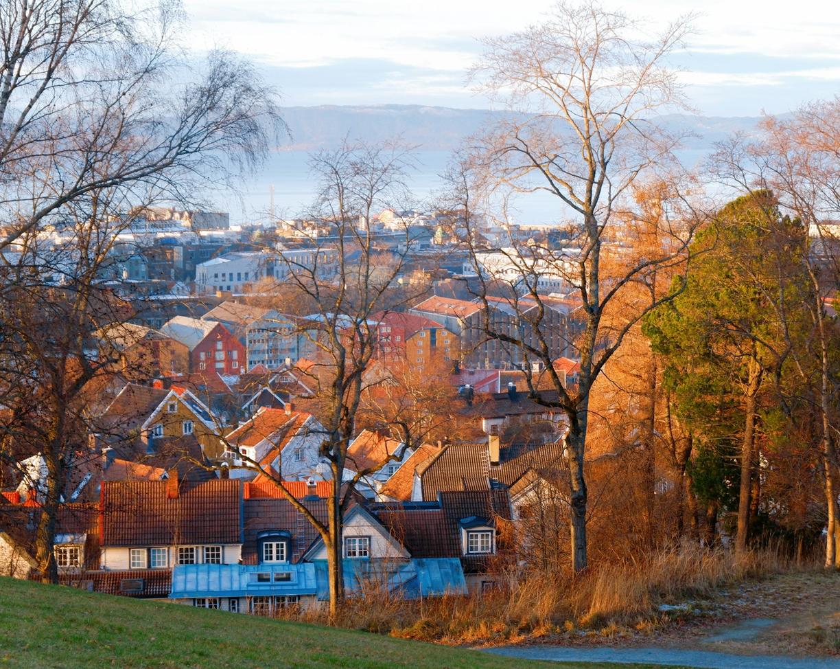 Norwegia. Trondheim: jak dojechać i gdzie spać — przejrzysty plan?