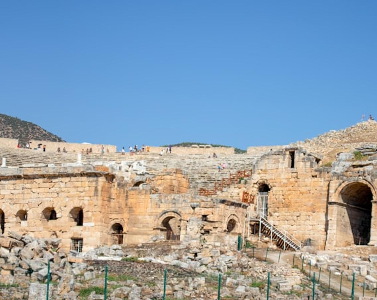 Ceny w Jordanii 2025/26: Ile kosztuje Jordan Pass, nocleg na pustyni i obiad?