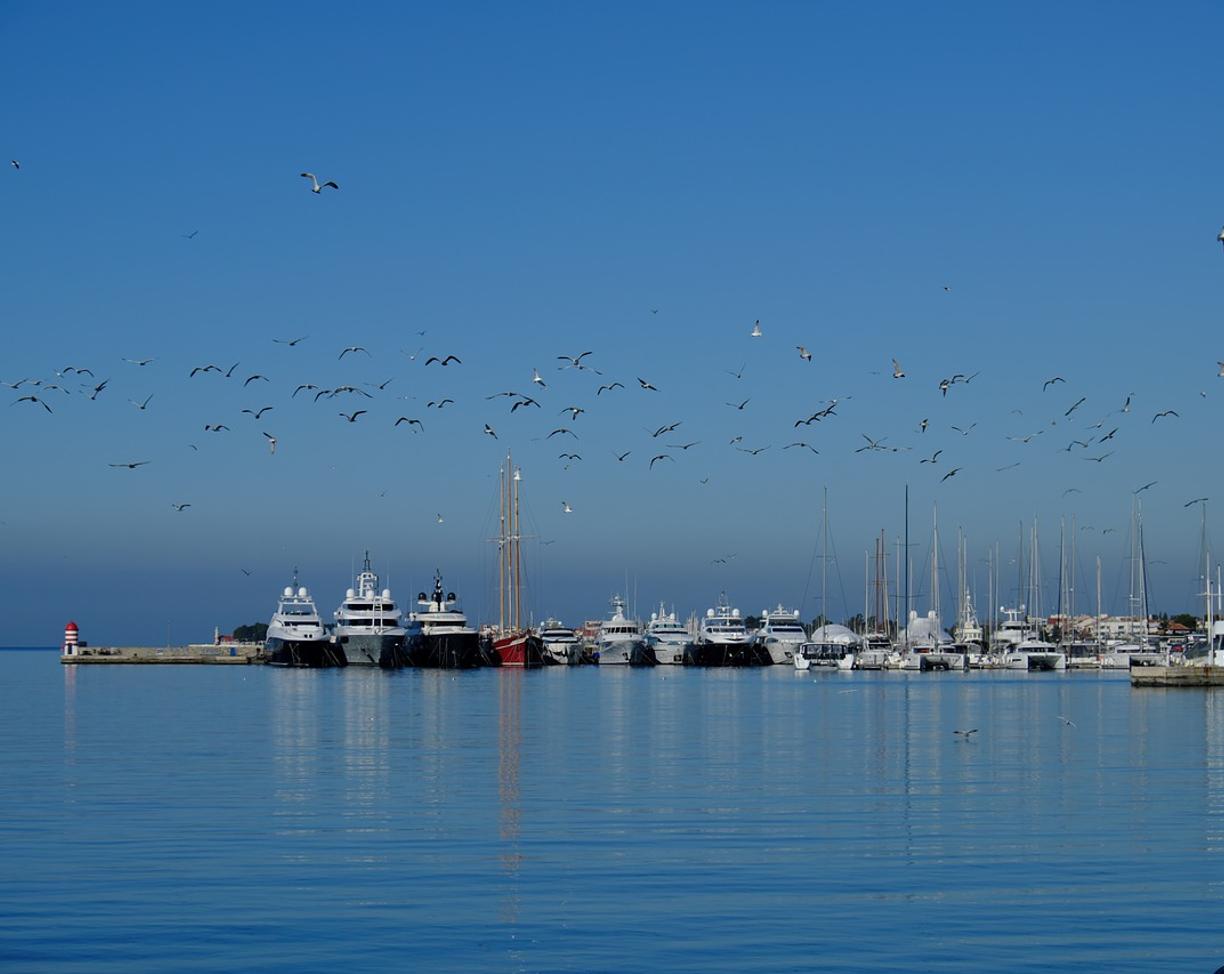 Zadar: jak dojechać i gdzie spać — przejrzysty plan?