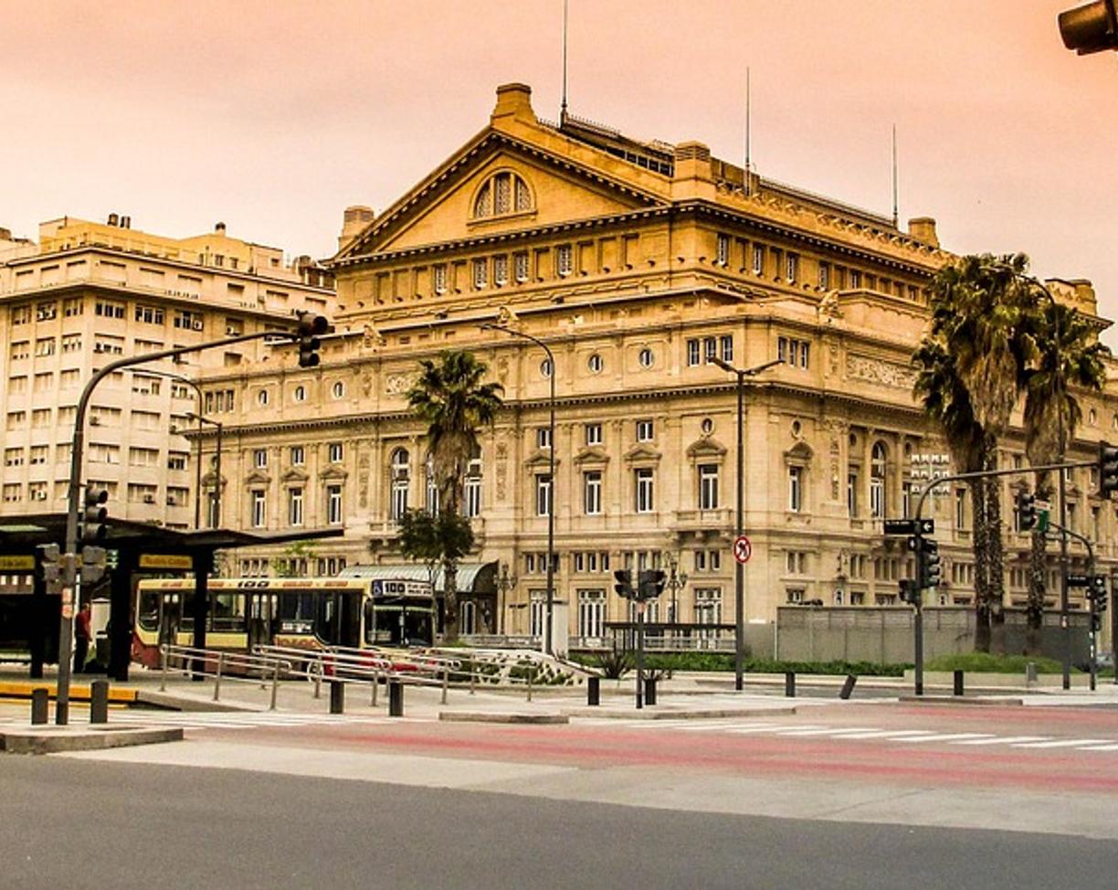 Buenos Aires: jak dojechać i gdzie spać — przejrzysty plan?
