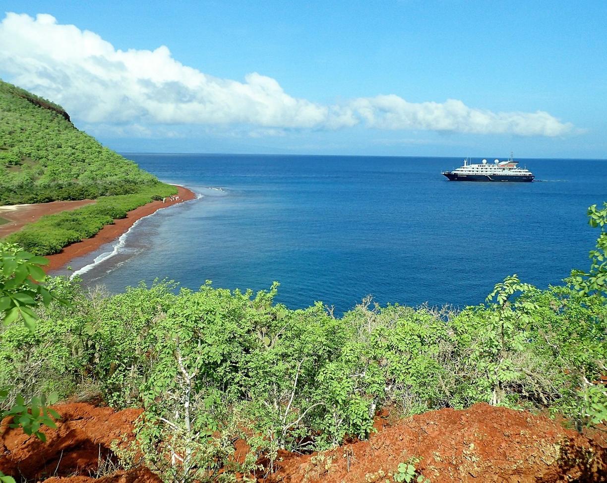 Galapagos (Puerto Ayora): jak dojechać i gdzie spać — przejrzysty plan?