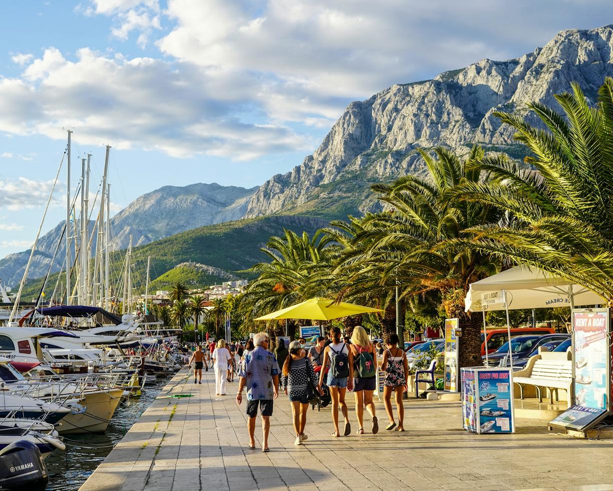 Chorwacja. Makarska z dziećmi: Najlepsze plaże i atrakcje dla rodzin na Riwierze Makarskiej