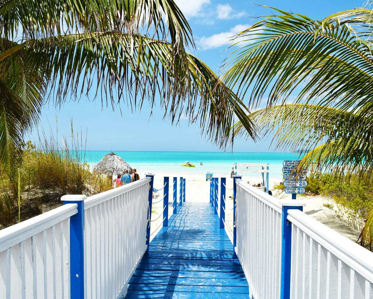 Kuba. Ceny na Cayo Coco 2025/26: Ile kosztuje wycieczka, rum i pamiątki?