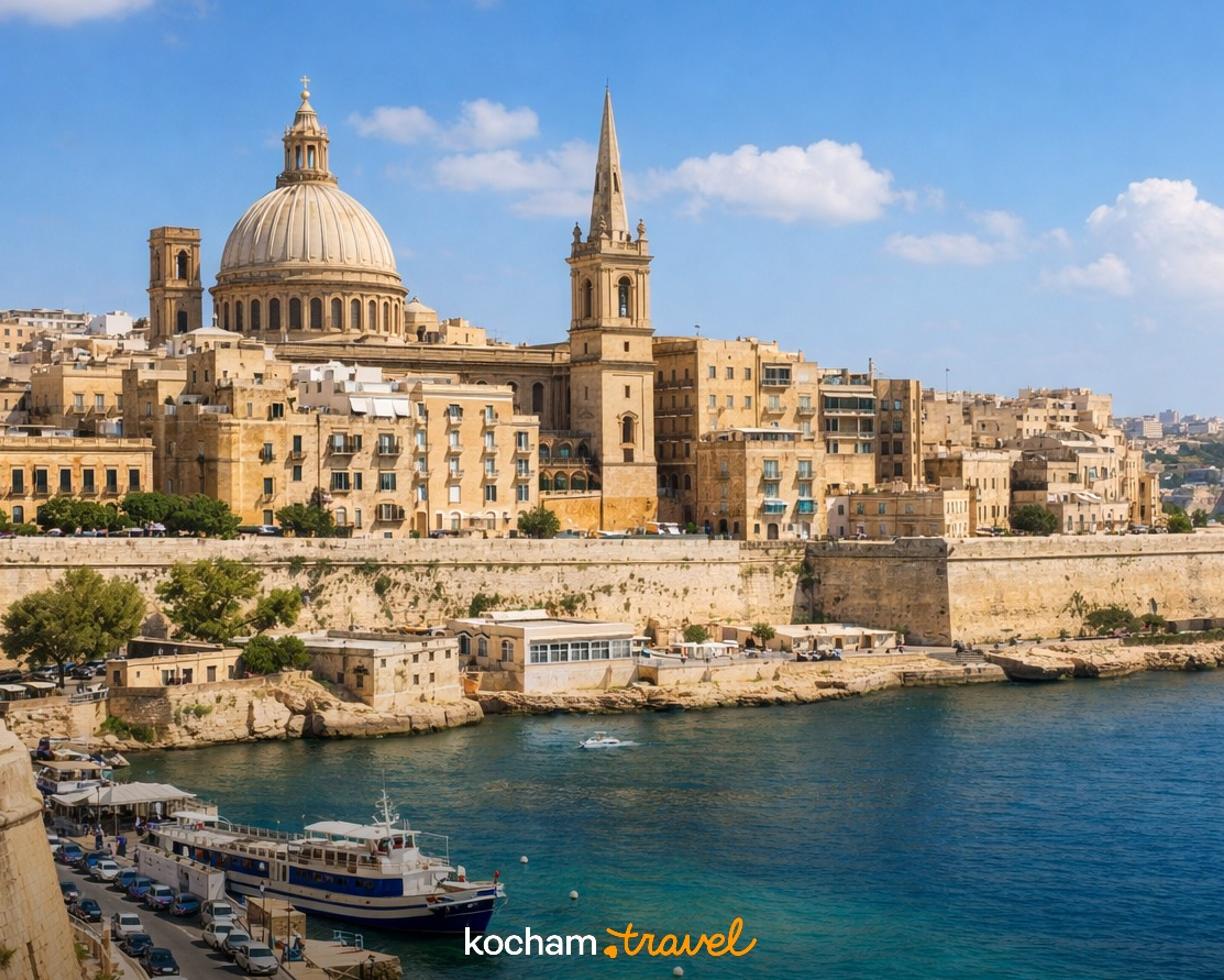 Ilustracja do tematu: Malta. Ile kosztuje dzień zwiedzania Valletty? Wyliczenia dla budżetu 150 zł, 300 zł i 500 zł.