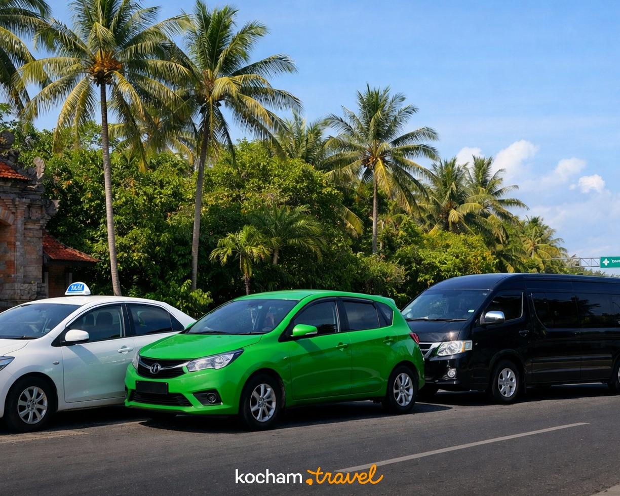 Ilustracja do tematu: Indonezja. Koszty transferu z lotniska Denpasar do Nusa Dua: porównanie cen taksówek, aplikacji Grab i prywatnych busów.