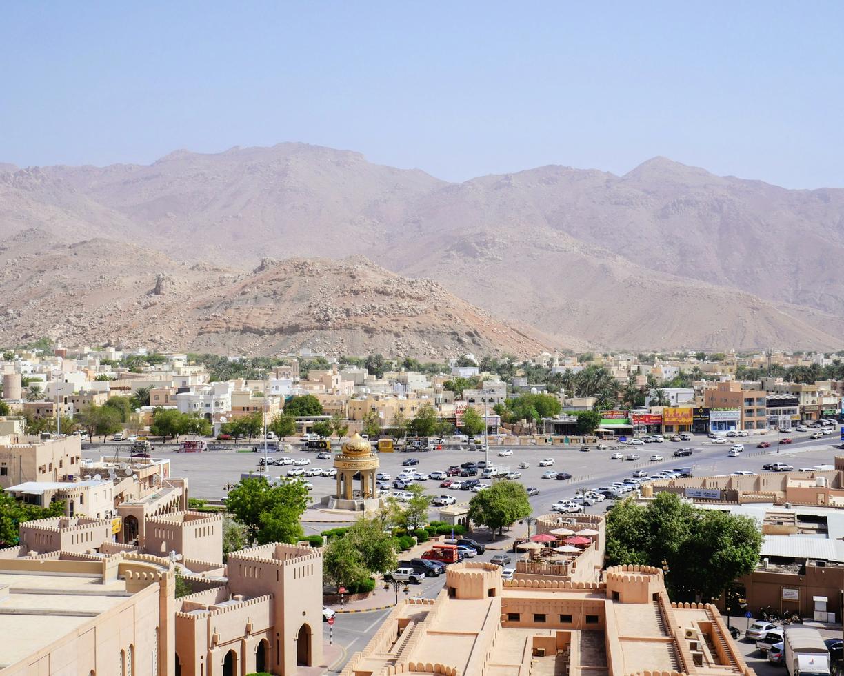 Oman. Nizwa z dziećmi: Atrakcje dla rodzin w historycznej stolicy.