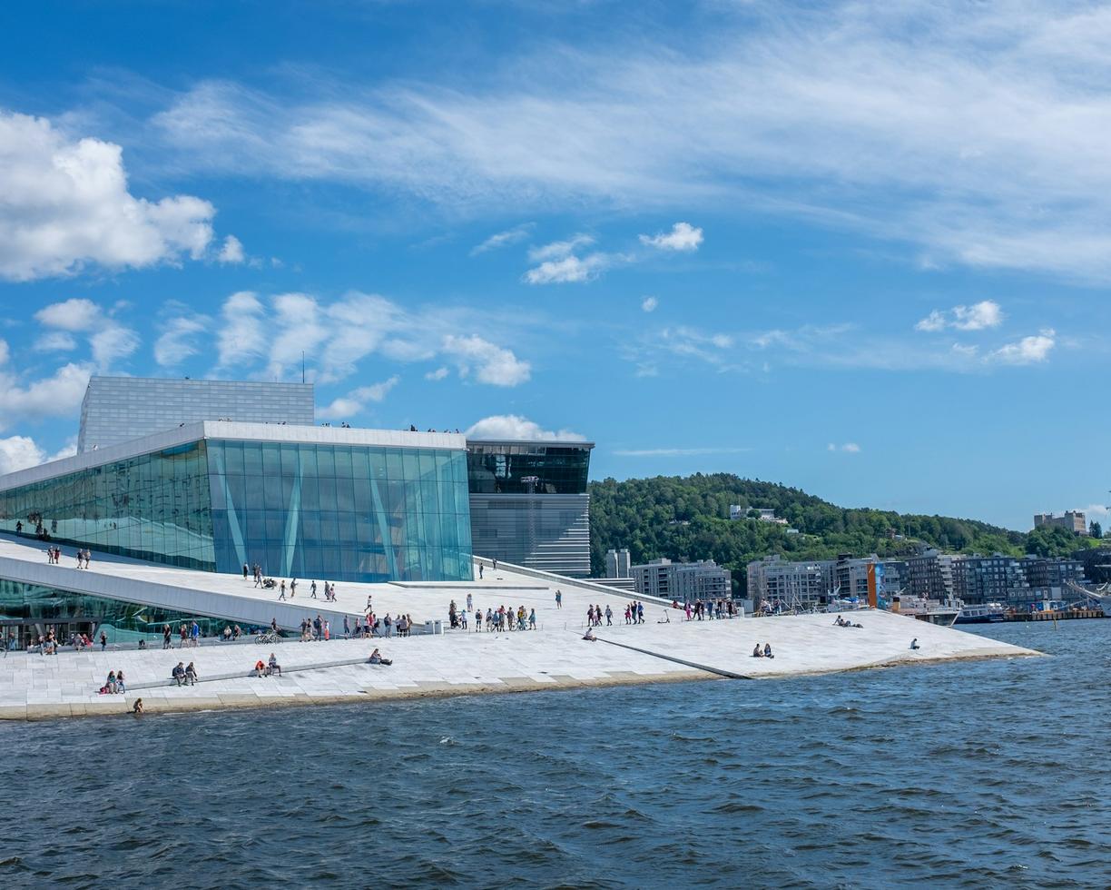 Norwegia. Ceny w Oslo 2025/26: Ile kosztuje bilet do muzeum, kanapka z krewetkami i piwo?