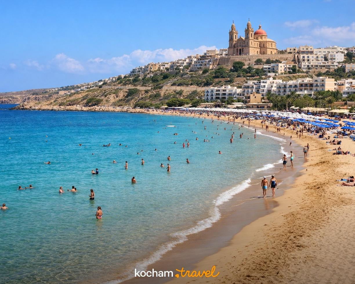 Ilustracja do tematu: Gotowy pomysł na urlop na Malcie połączony z wypoczynkiem na szerokich plażach w Mellieħa