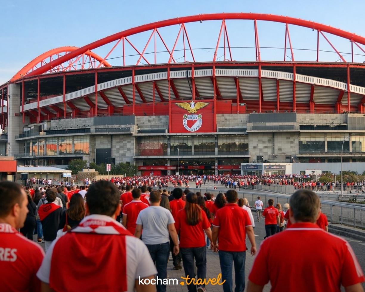 Ilustracja do tematu: Portugalia. Jak samemu zorganizować wyjazd na mecz Benfiki w Lizbonie: zakup biletów, terminy spotkań i stadionowa logistyka