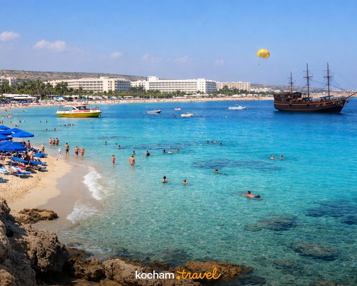 Ilustracja do tematu: Ayia Napa: co zobaczyć w 48 godzin?