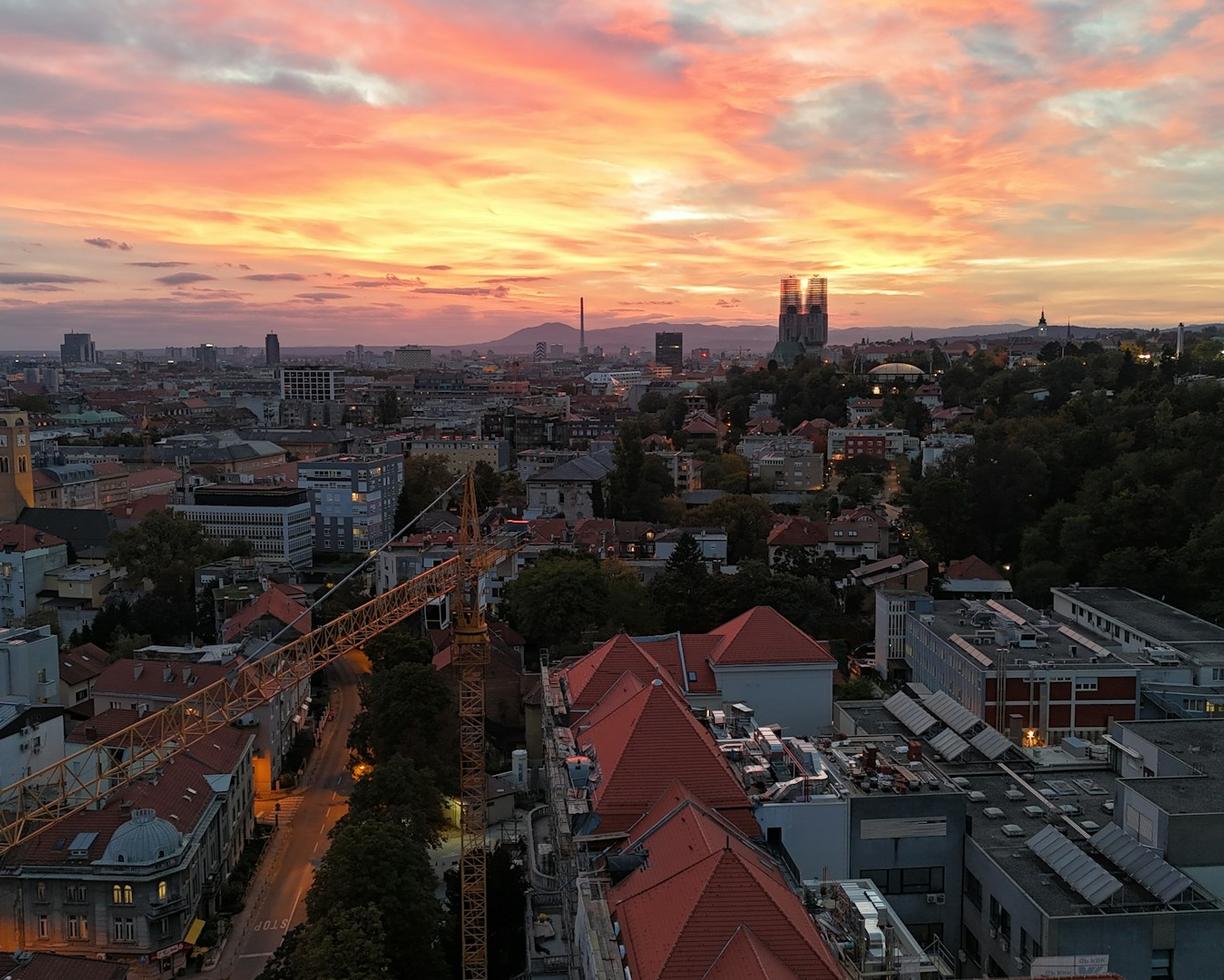 Chorwacja. Kulinarny Zagrzeb: Gdzie zjeść lokalne specjały i poczuć miejski klimat?