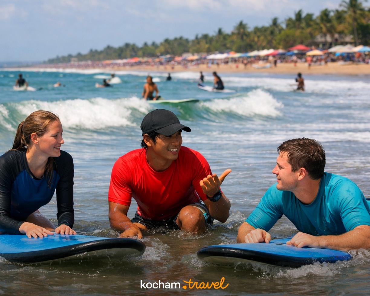 Ilustracja do tematu: Indonezja. Ile kosztuje nauka surfingu w Seminyak? Ceny wypożyczenia deski i lekcji z instruktorem