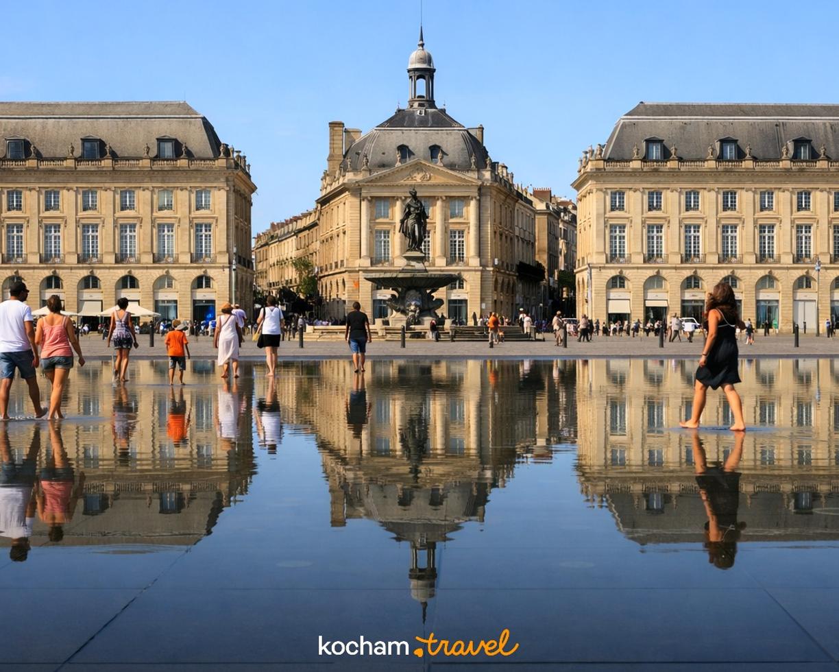 Ilustracja do tematu: Bordeaux: 12 miejsc, które musisz zobaczyć