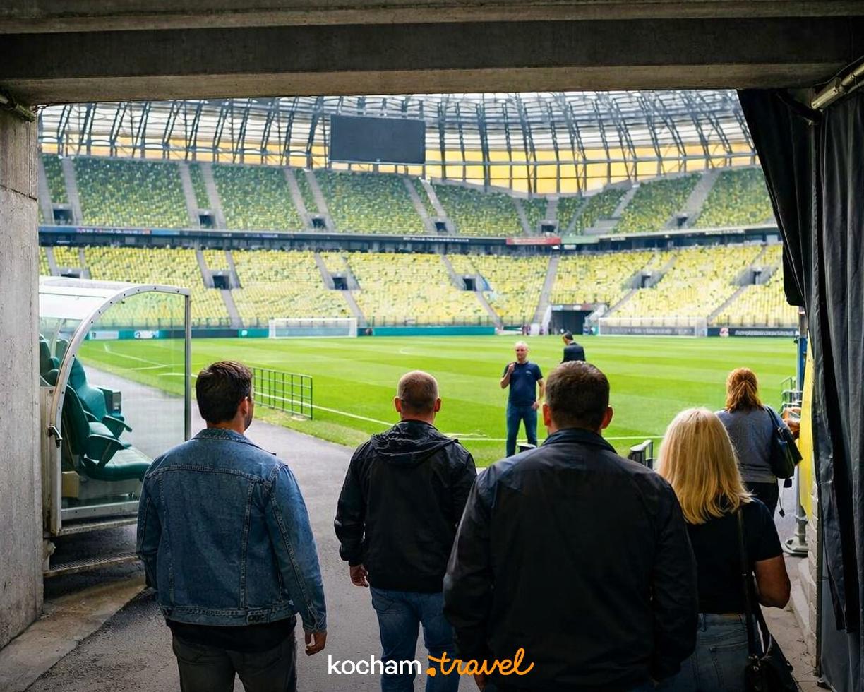 Ilustracja do tematu: Polsat Plus Arena Gdańsk. Jak wygląda zwiedzanie stadionu w Letnicy od kulis?