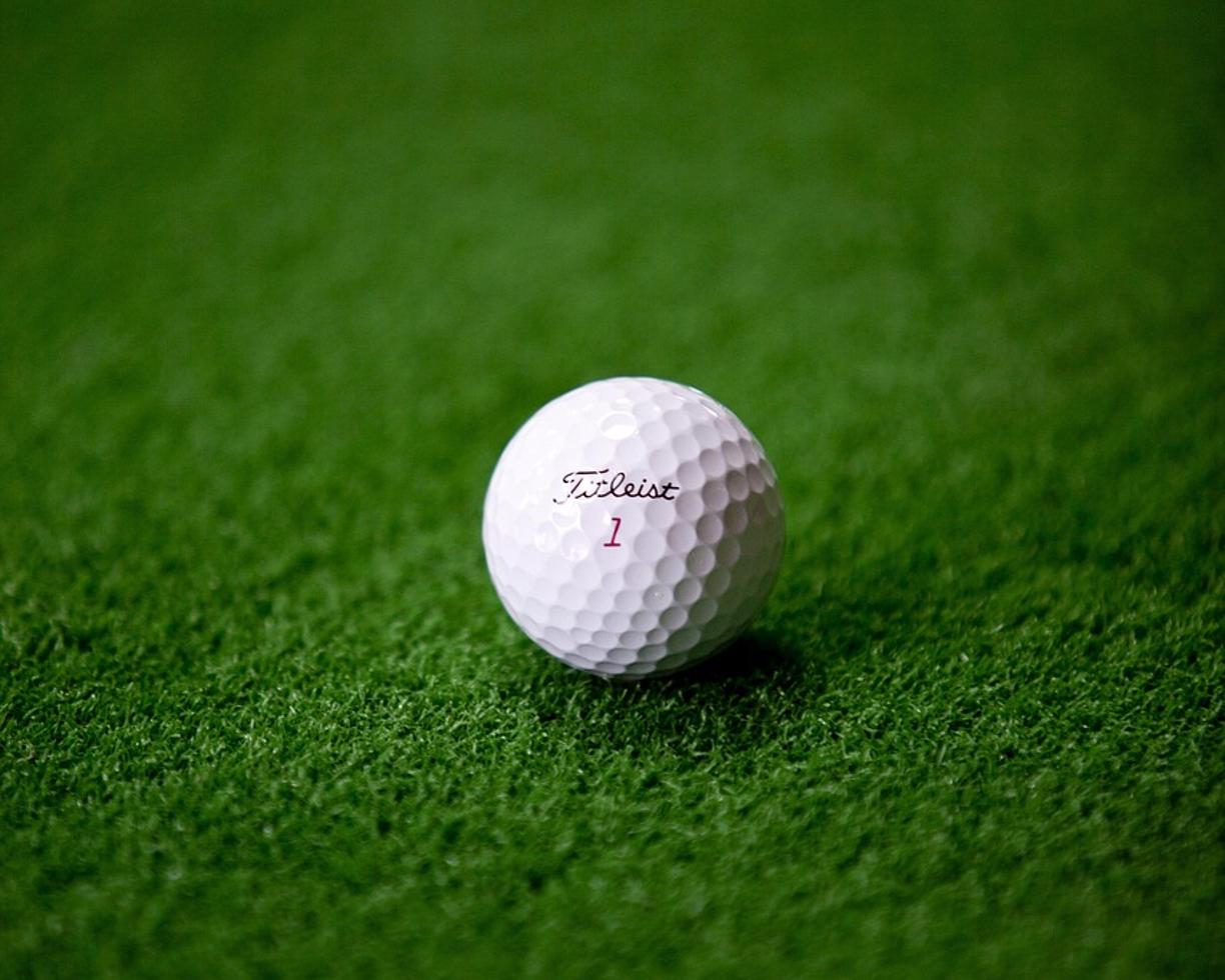 Zimowy golf: Salalah – najcieplejsze godziny tee, pakiety i dress code