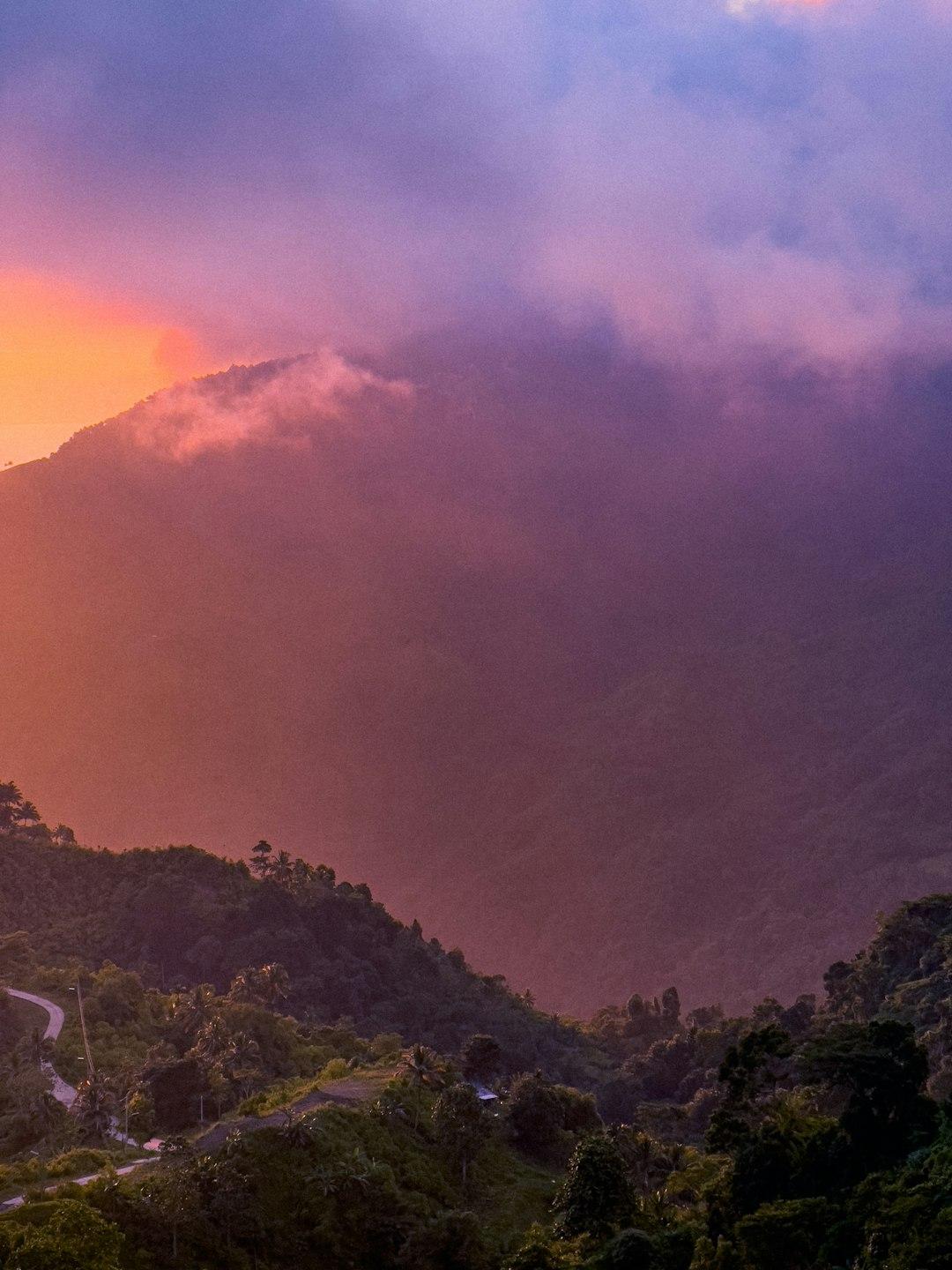 Widok z góry Huayna Picchu na Machu Picchu