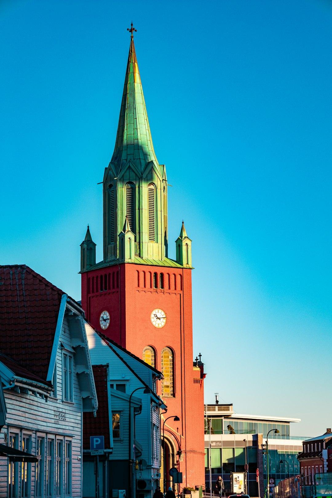Katedra w Lund w Szwecji w słoneczny dzień