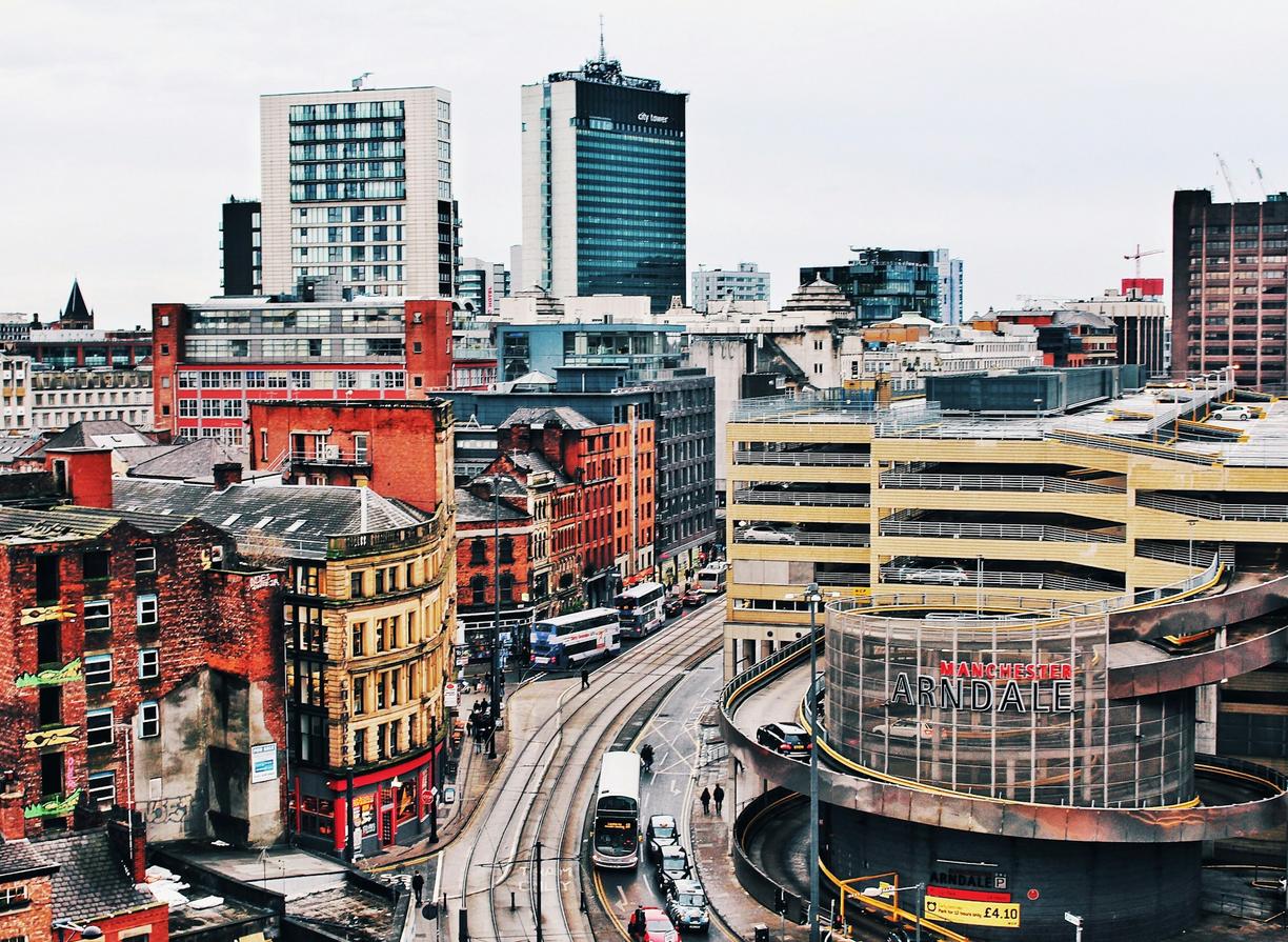 Jak poruszać się po Manchesterze? Tramwaje Metrolink i darmowy autobus