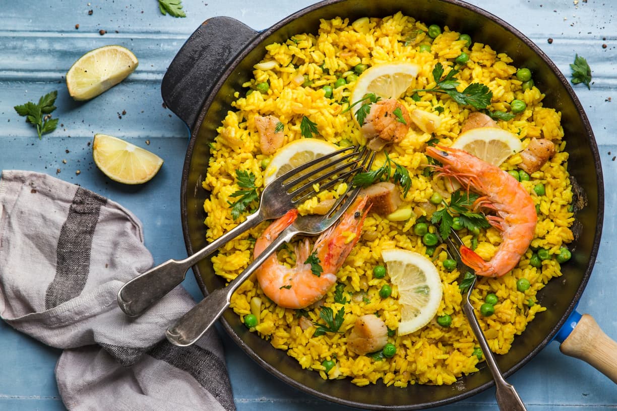 Ceny w Hiszpanii 2026: Ile kosztują tapas, paella i sangria?