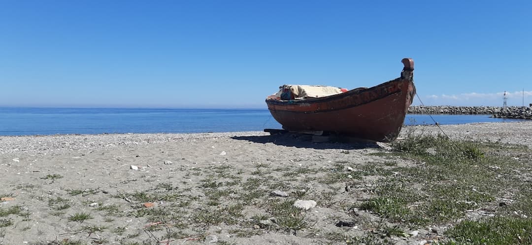 Rejs wycieczkowy odkrywający ukryte plaże