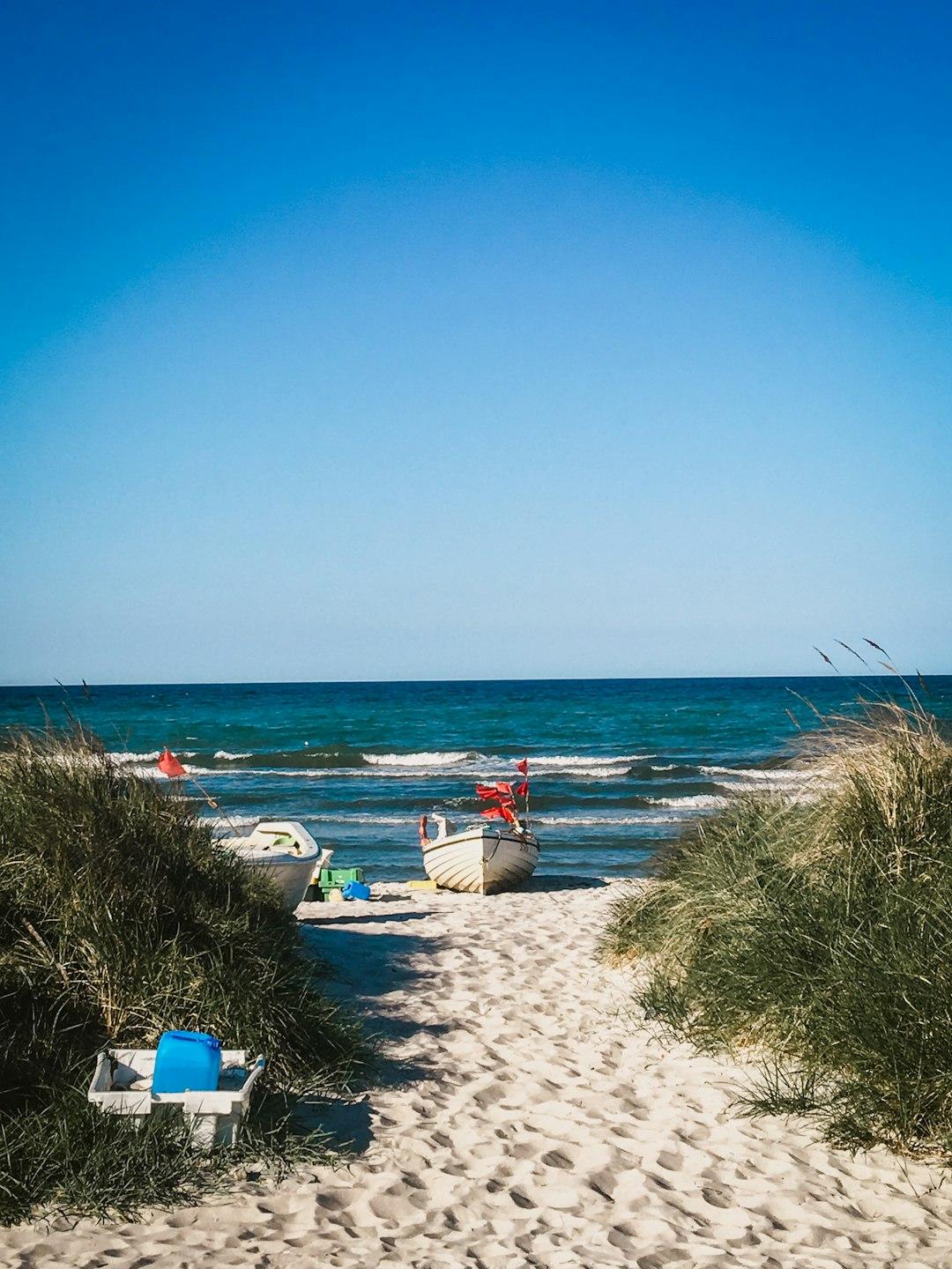 Najpiękniejsze plaże Danii: Gdzie wypocząć nad Bałtykiem i Morzem Północnym?