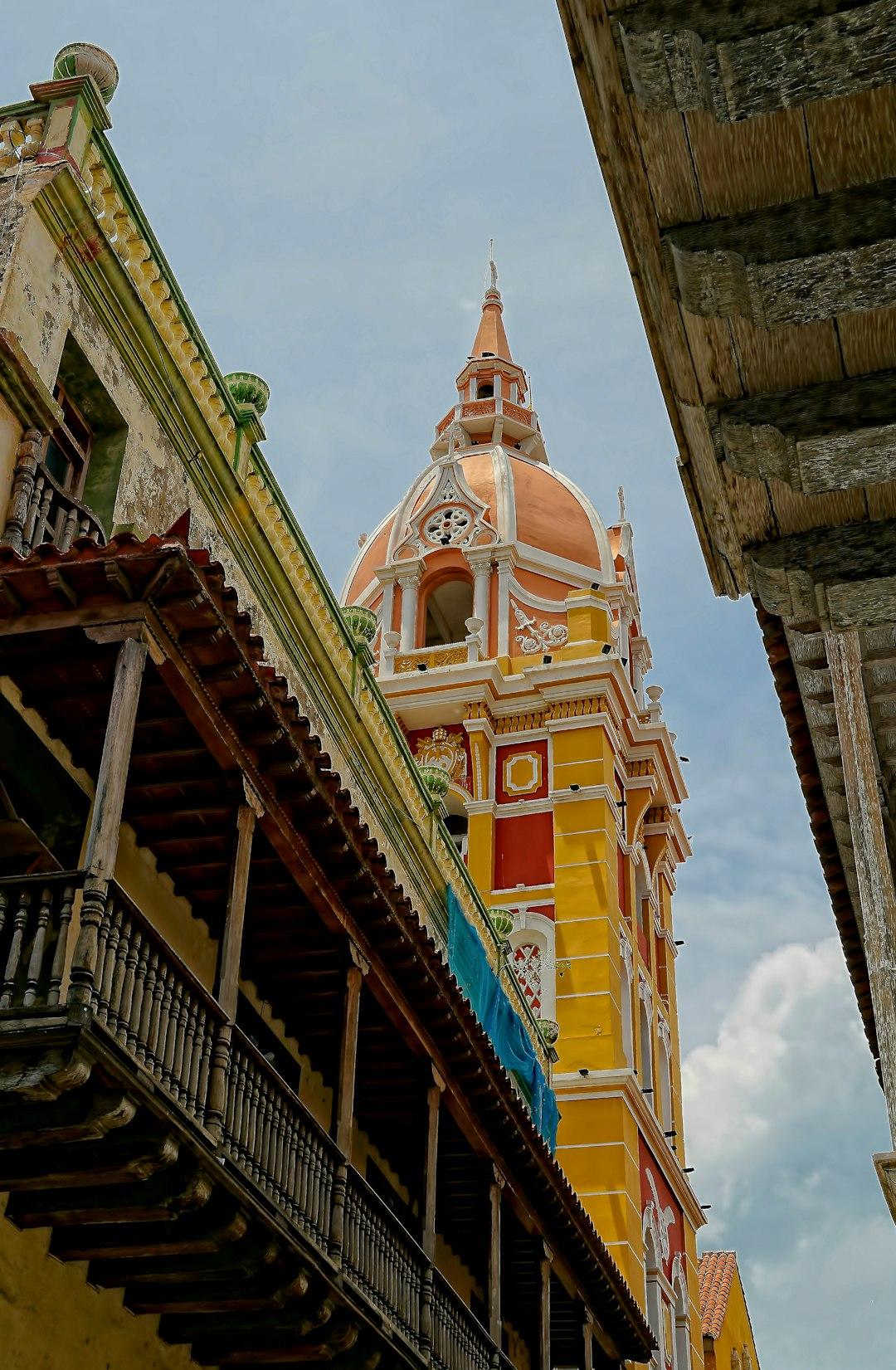 City Break w Cartagenie: Magiczny weekend w najbardziej kolorowym mieście Kolumbii