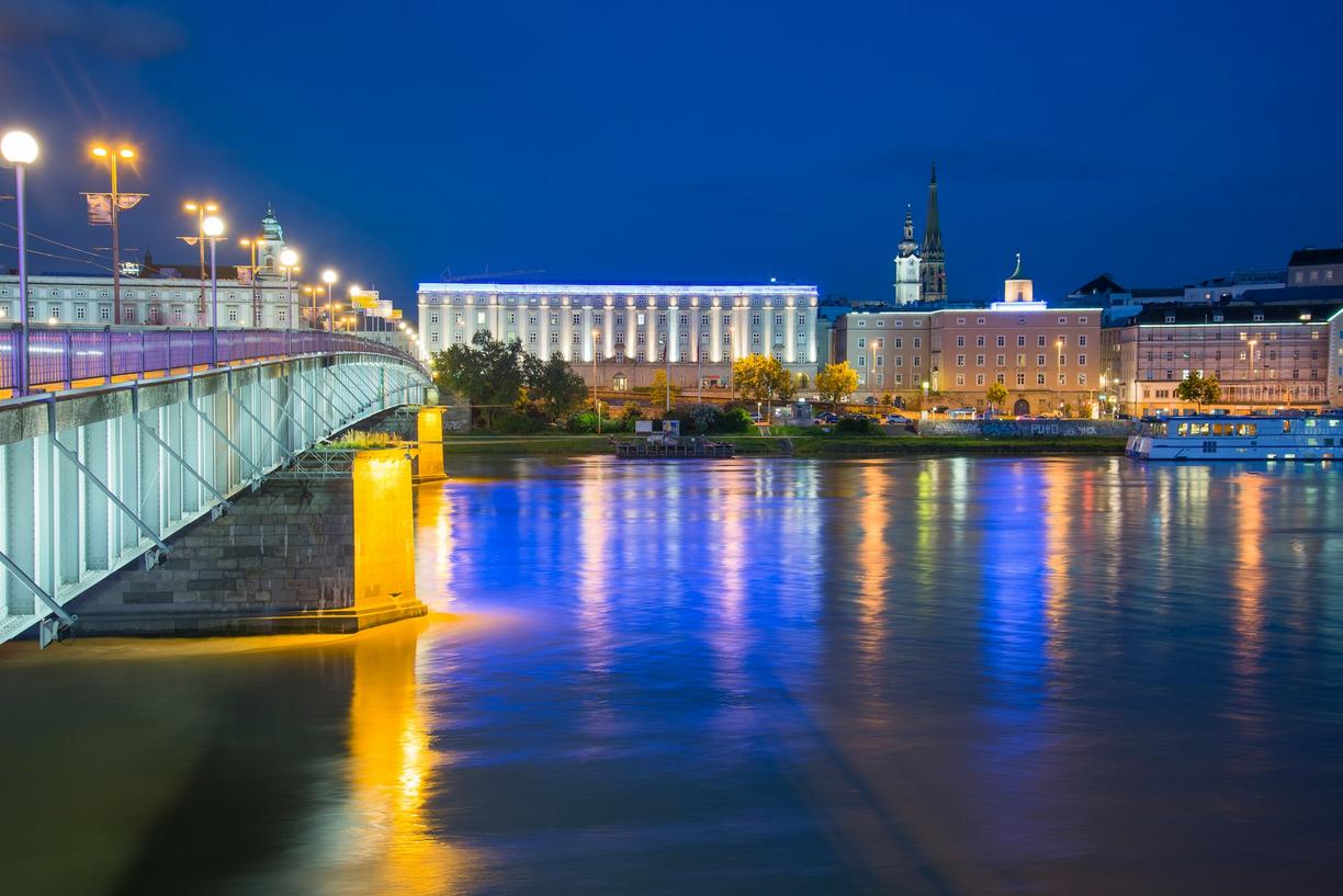 Austria. Gdzie odpocząć w Linzu? Parki i tereny rekreacyjne nad Dunajem