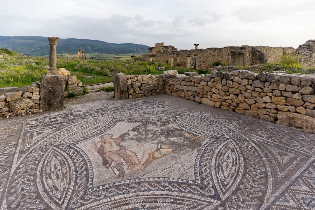 Co zwiedzić w Pafos? Park Archeologiczny z mozaikami, Grobowce Królewskie i port