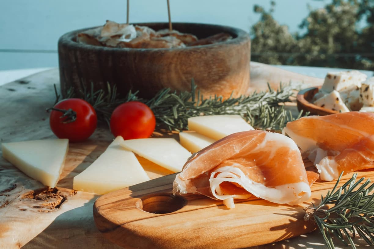 Czarnogóra. Herceg Novi: gdzie zjeść — lokalne klasyki i street food?