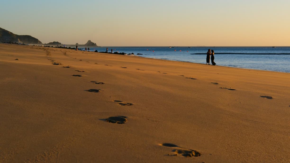 Piękny widok na plażę Al Aqah