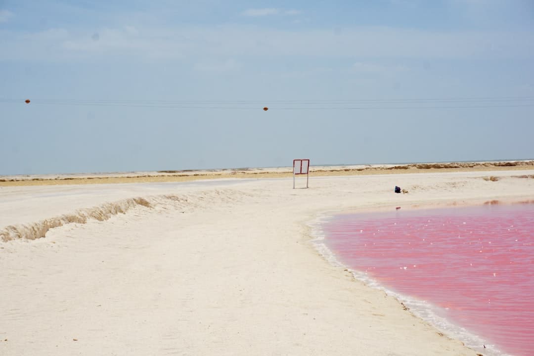 Plaża Elafonissi z różowym piaskiem