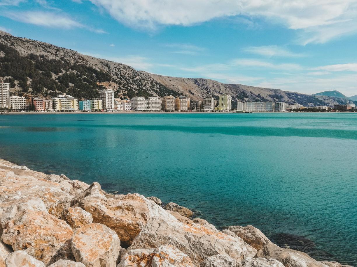 Albania. Durres: Śladami Cesarzy Rzymskich – przewodnik po antycznych ruinach i ich tajemnicach