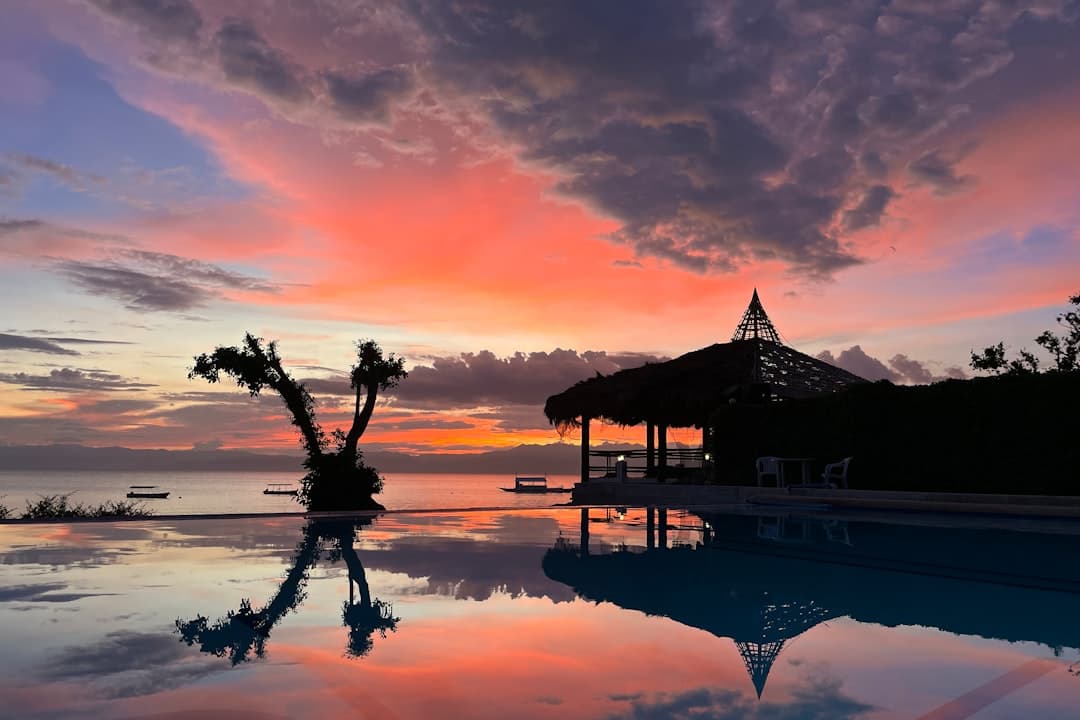 Luksusowy hotel na Bora Bora z widokiem na ocean