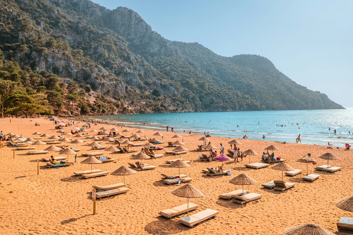 Bar z dziećmi: Atrakcje i plaże dla rodzin w Czarnogórze
